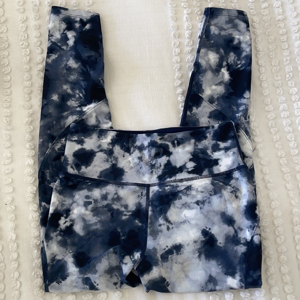 Soul Cycle tie-dye leggings - Picture 3 of 3